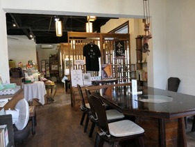 店内2