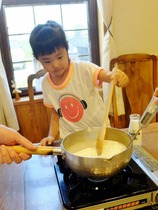 子どもたちはアイスづくり2