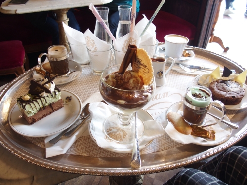 カフェフローリアン