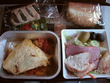 機内食3回目オムレツ