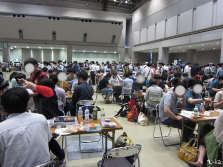 会場内