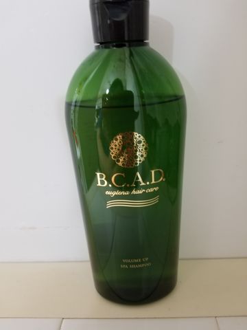 モラタメ ユーグレナb C A D ボリュームアップスパシャンプー ワイン大好き 心地よい日常を求めて