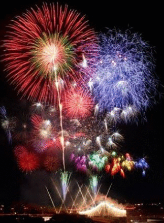 各地で行われる花火大会 こんな日みつけた8月の記念日 フーちゃんのカメラウオッチング 各地で行われる花火大会 こんな日みつけた8月の記念日 フーちゃんのカメラウオッチング