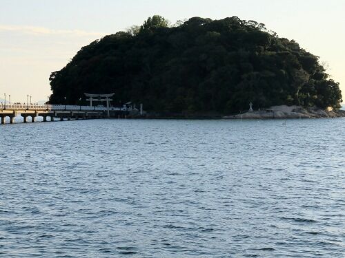 最強のパワースポットの竹島を望む 蒲郡市 フーちゃんのカメラウオッチング