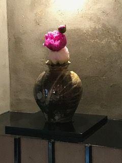 195