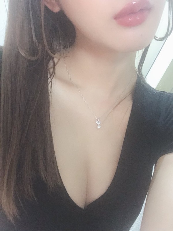 六本木メンズエステの 清楚系美人 が入店 超かわいい メンズエステブログ人気ランキング 美人 美女 オススメ人気セラピストが00人 突破 メンズエステ行こう 美人セラピスト認定マーク発行中
