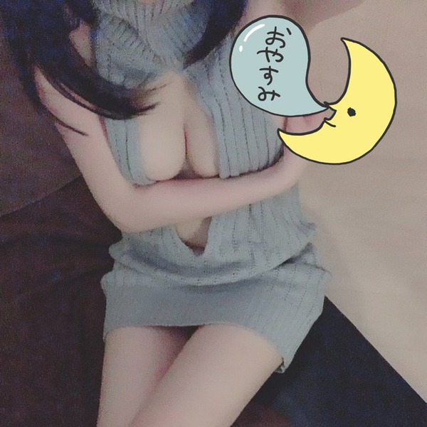 ES2FzqTU8AAv9w2