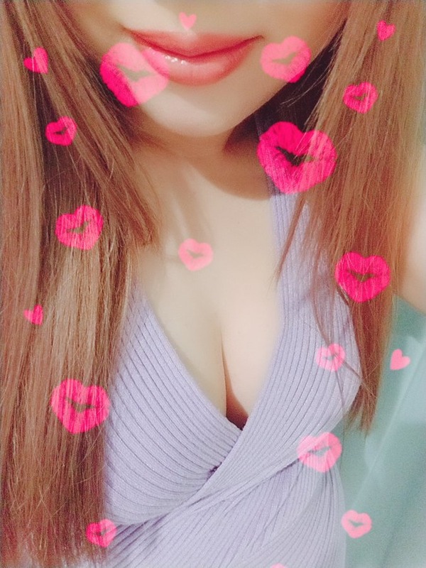 EUCGbZbU8AA7uNF