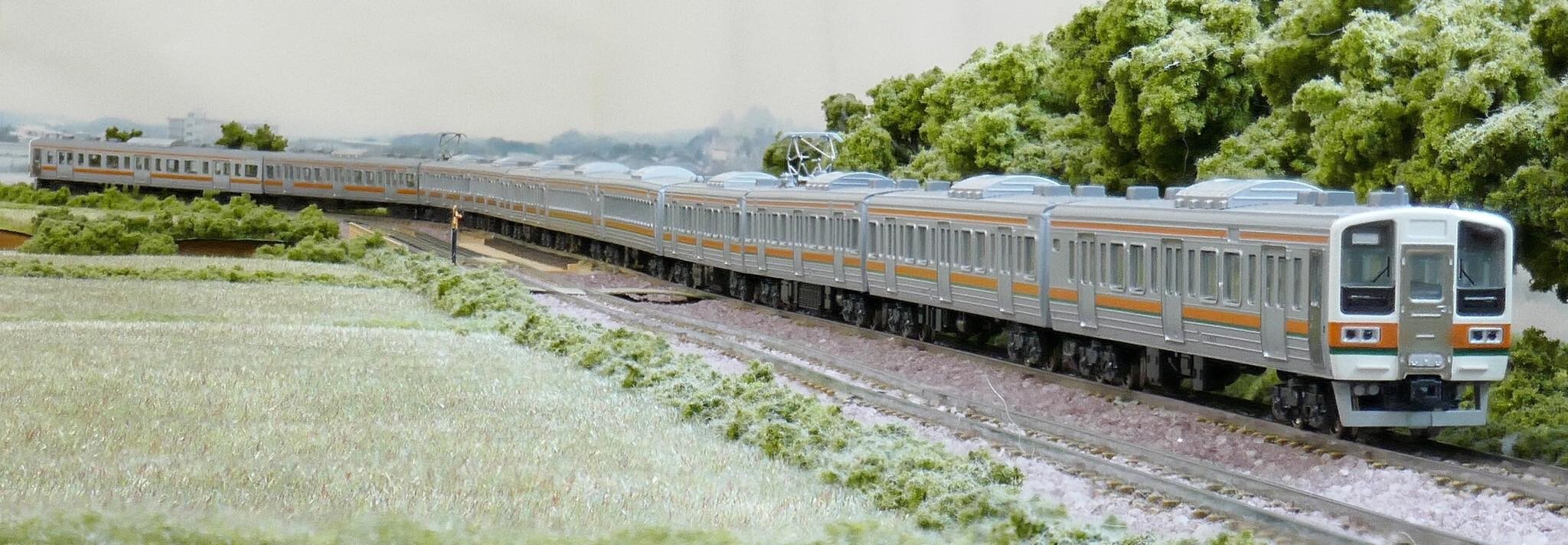 KATO 211系リニューアル版 : 鉄道情景草案
