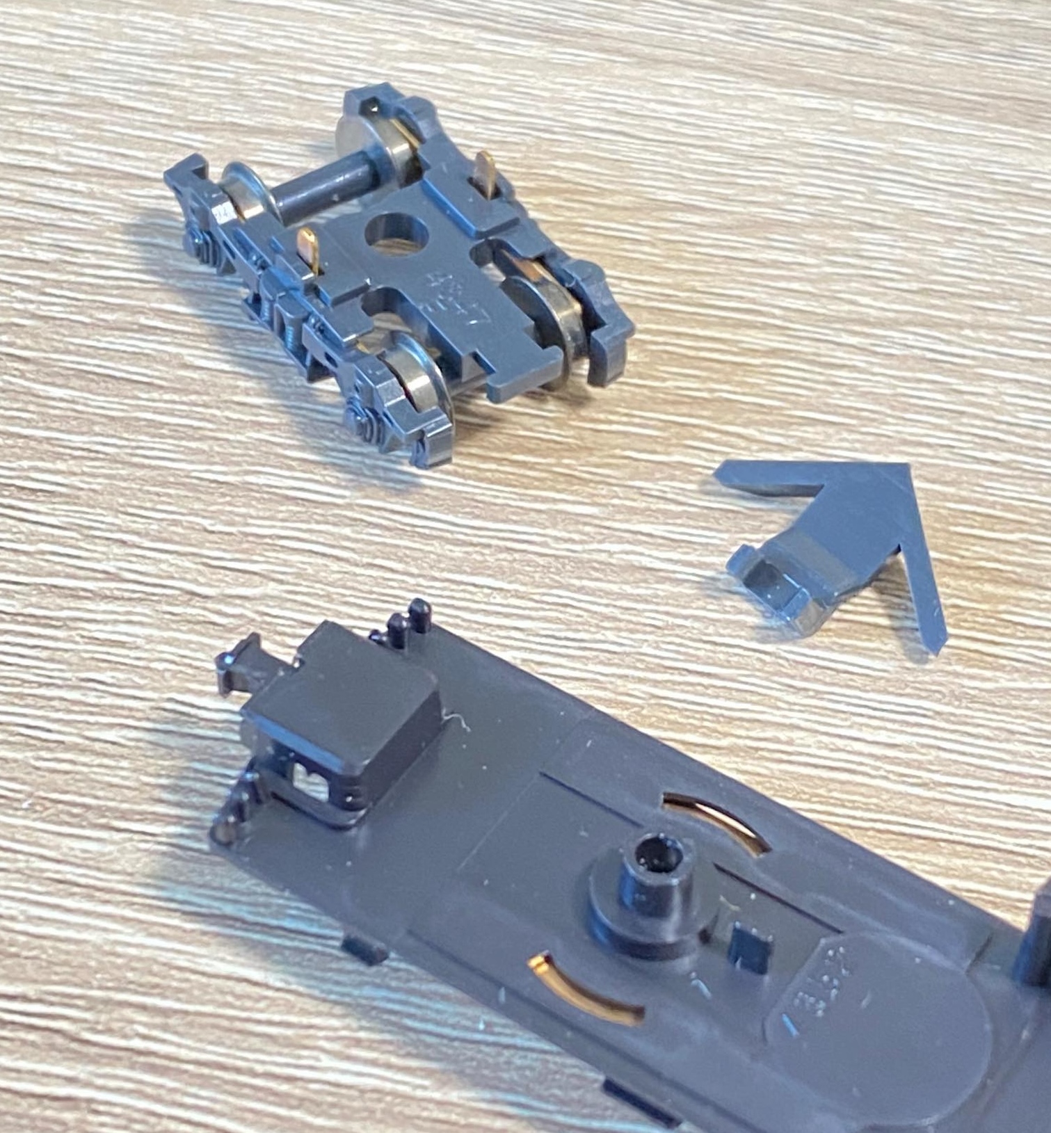 KATO 80系で15両編成を組む : 鉄道情景草案