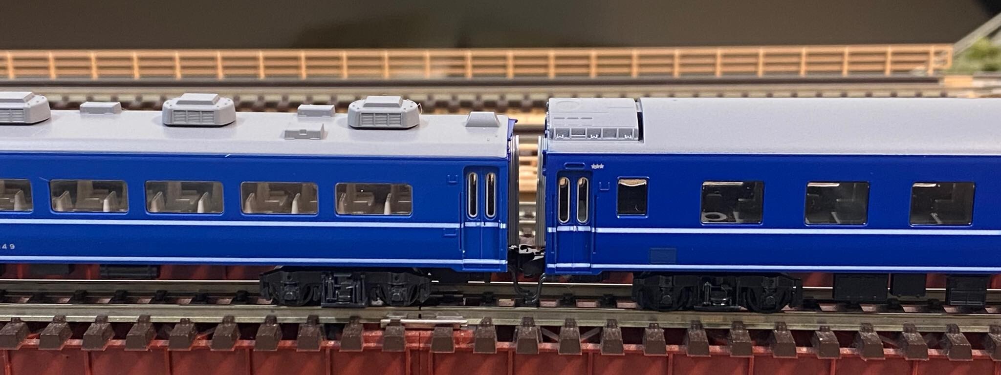 KATO 14系 寝台車と座席車(旧製品)を連結可能にする : 鉄道情景草案