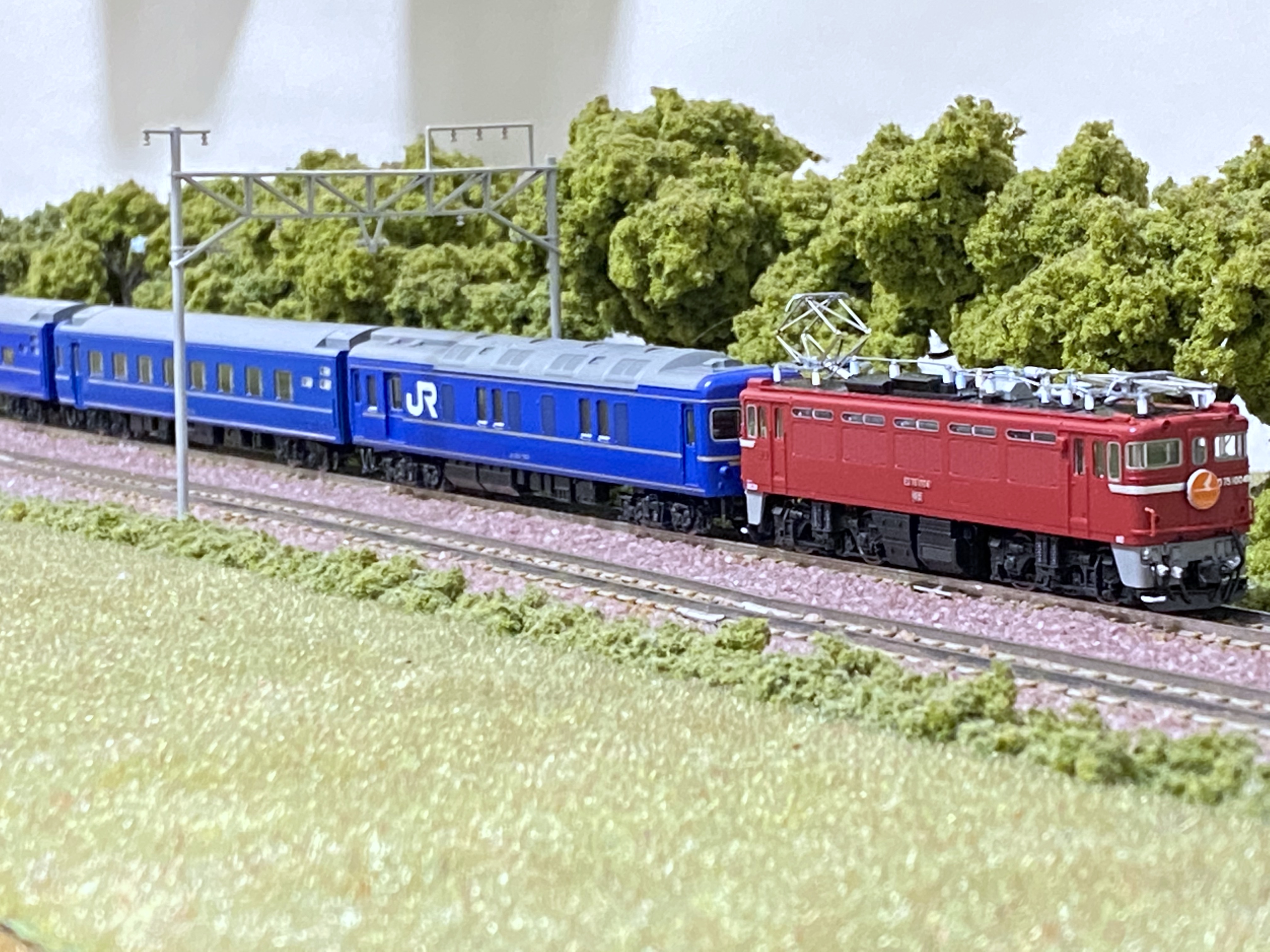 KATO 24系25形 金帯　ゆうづる最終編成イメージ 　オハネフ25 ２００ ASSY組改造　KATOケース付き KATO 24系ゆうづる ２段寝台化終了 | 重単5175 ～鉄道模型と鉄道写真