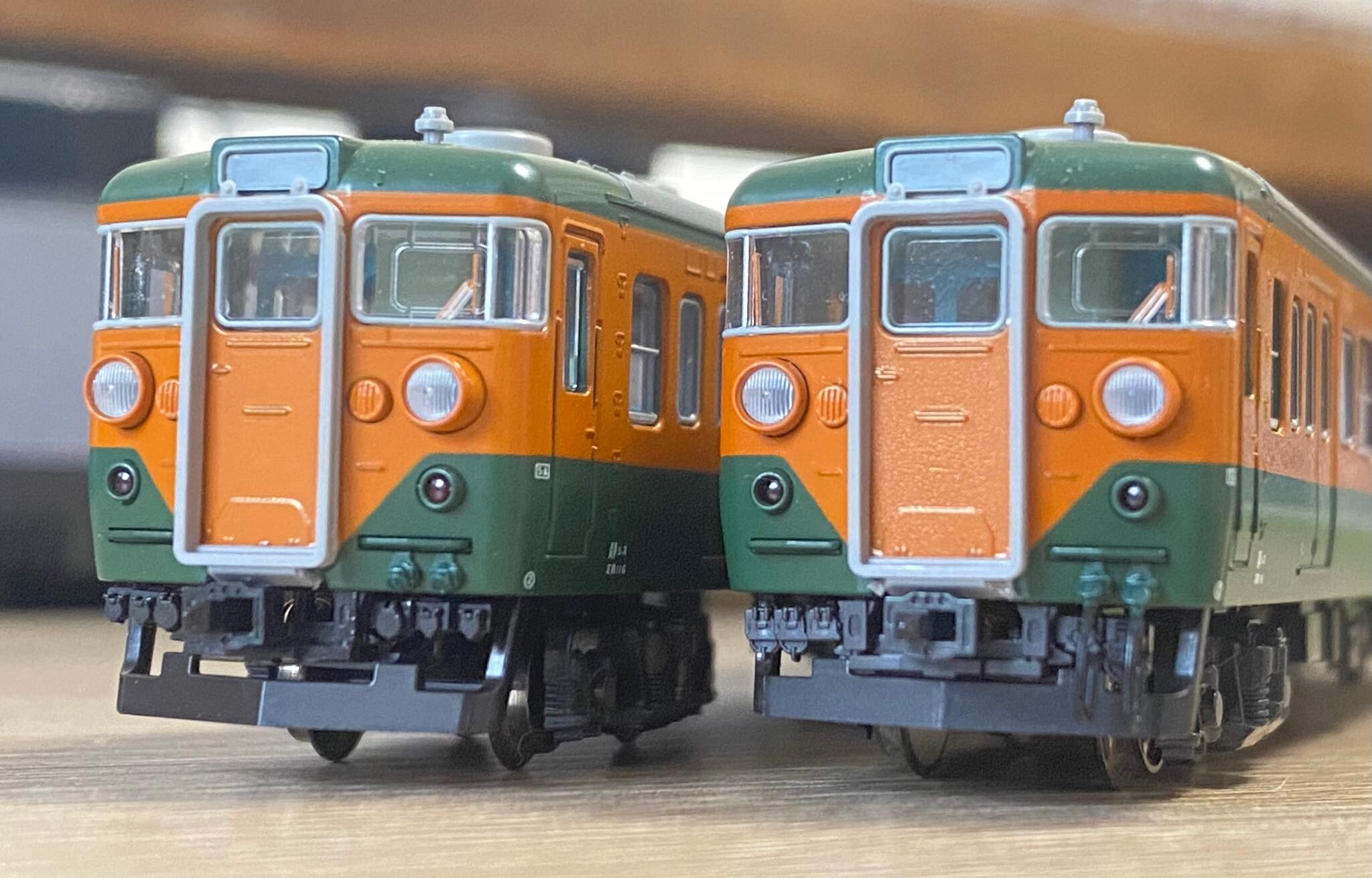 KATO 111系/115系のスカートの隙間を埋める : 鉄道情景草案