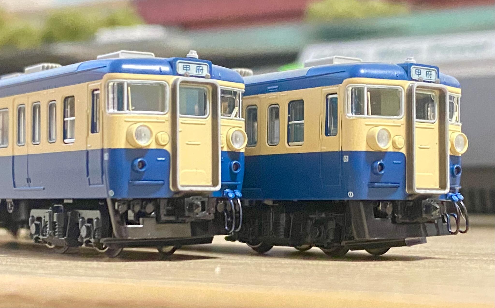 KATO 111系/115系のスカートの隙間を埋める : 鉄道情景草案