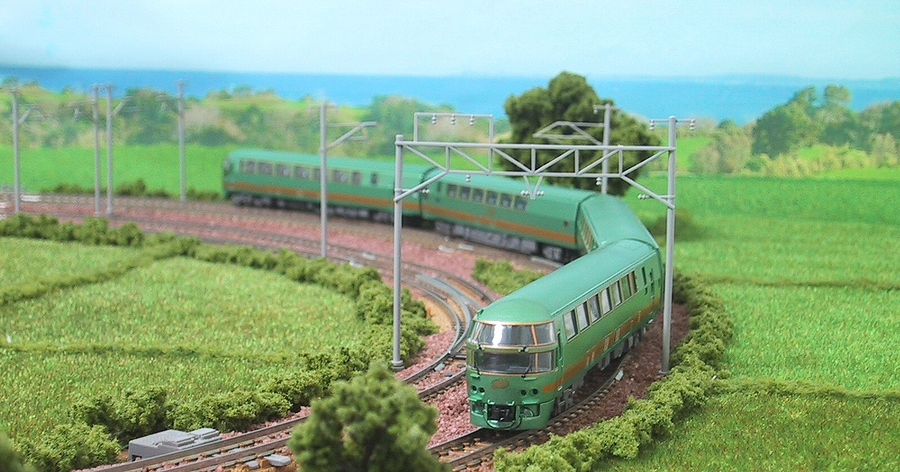 新しい壁紙に交換 鉄道情景草案