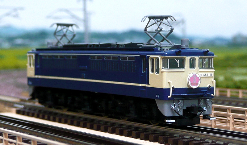 KATO EF65-1000 14系さくら : 鉄道情景草案