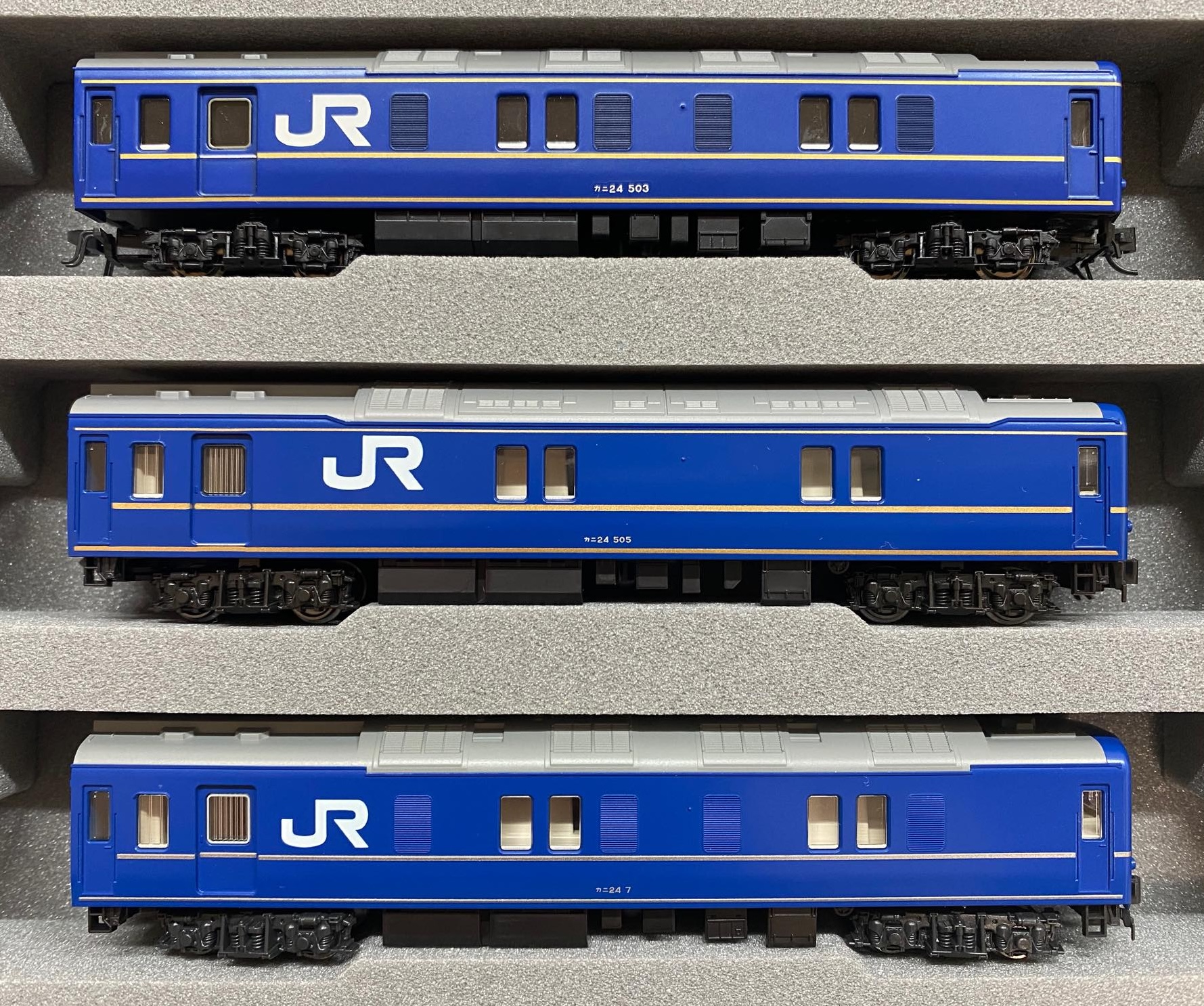 24系 25形 北斗星 KATO 7両 24系25形 北斗星 (7両セット) (鉄道模型) - ホビーサーチ 鉄道模型 N