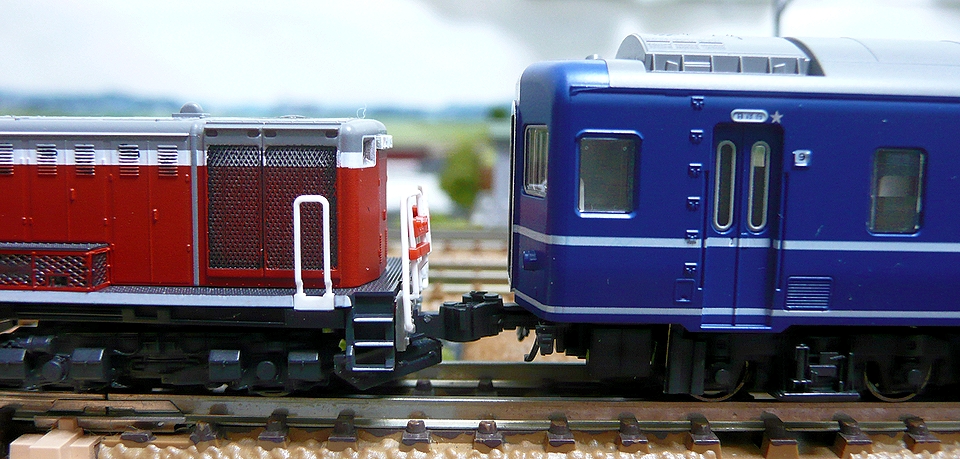 KATO 14系寝台車(2) : 鉄道情景草案