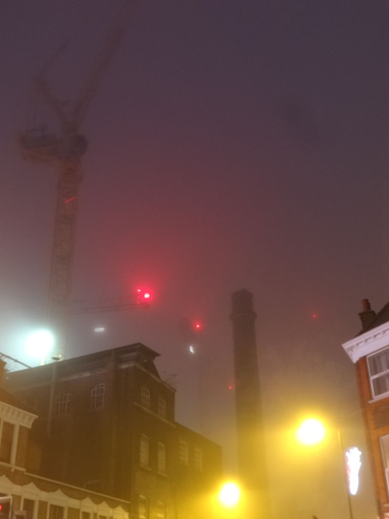 霧の都ロンドンを歩いてタイ料理 ト短調フーガな日々の記録
