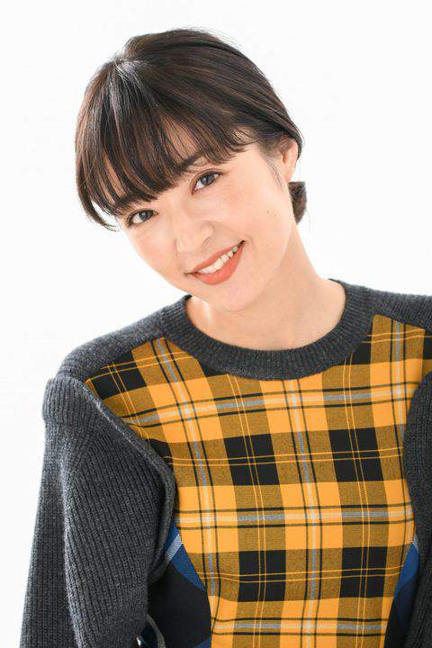 井上真央さん カツベン で モガ を演じる ファッションは 小物で色を取り入れる のがお気に入り ばくばくどりーむブログ