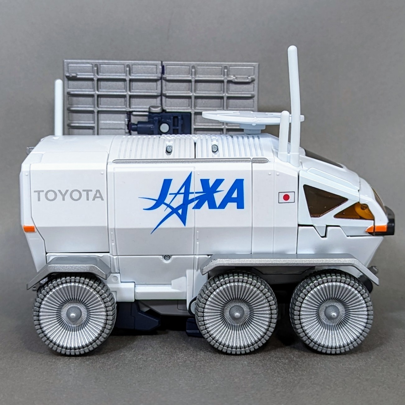 トヨタとJAXAが共同開発するルナクルーザーの概要 - Genspark