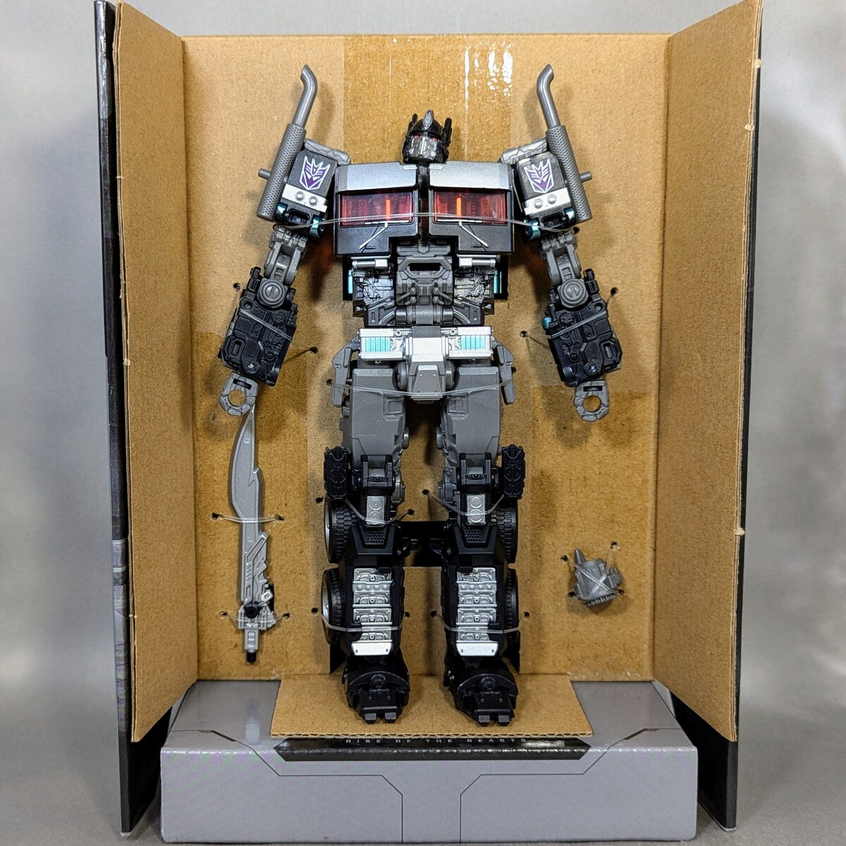 レビュー TF トランスフォーマー博2024限定 ネメシスプライム レビュー TF トランスフォーマー博2024限定 ネメシスプライム