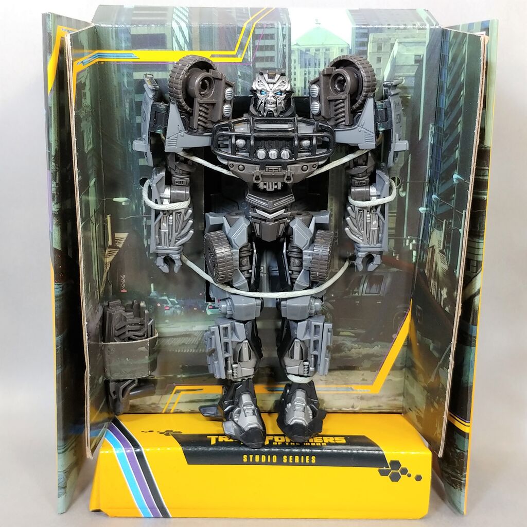 レビュー TF BUZZWORTHY BUMBLEBEE N.E.S.T. オートボット ラチェット