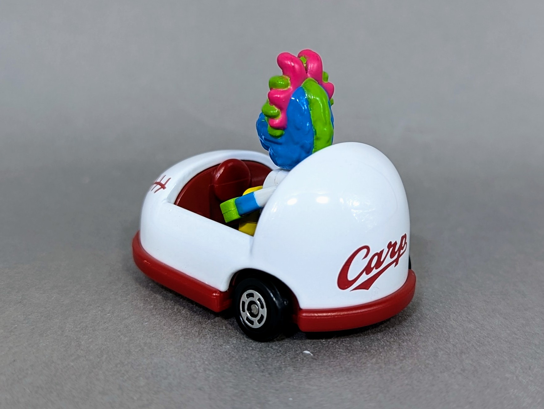 プロ野球トミカ20台 広島東洋カープマスコットカー　スラィリー　マスコットカー レビュー プロ野球トミカ 広島東洋カープ マスコットカー : ふじの生態