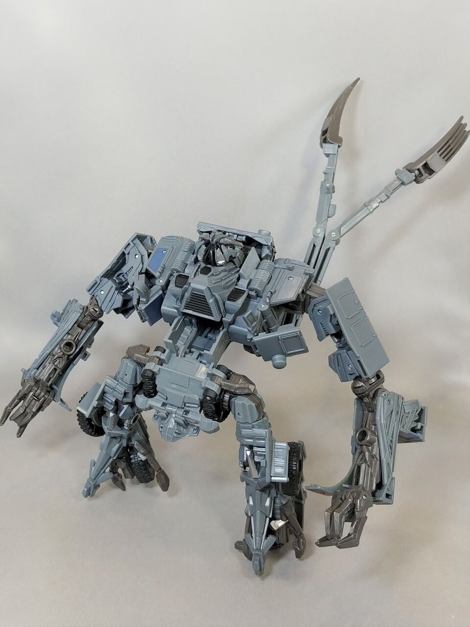 レビュー TF BUZZWORTHY BUMBLEBEE N.E.S.T. ボーンクラッシャー レビュー TF BUZZWORTHY BUMBLEBEE N.E.S.T. ボーンクラッシャー