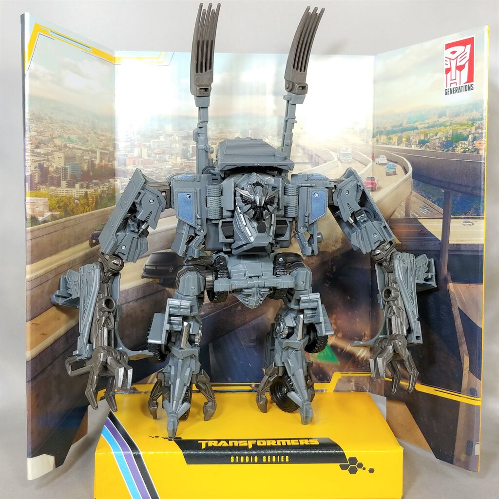 レビュー TF BUZZWORTHY BUMBLEBEE N.E.S.T. ボーンクラッシャー