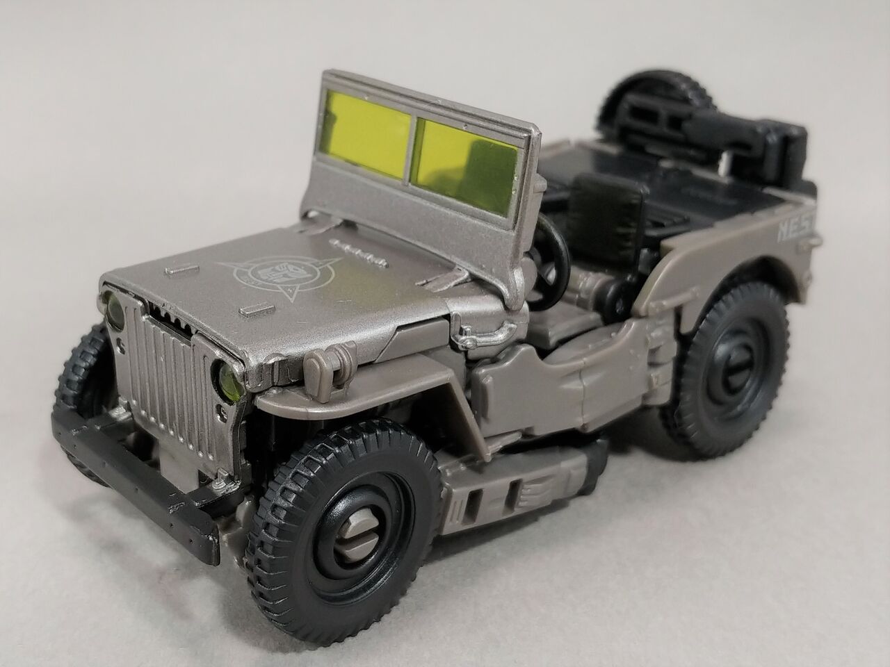 レビュー TF スタジオシリーズ N.E.S.T. バンブルビー : ふじの レビュー TF スタジオシリーズ N.E.S.T. バンブルビー : ふじの