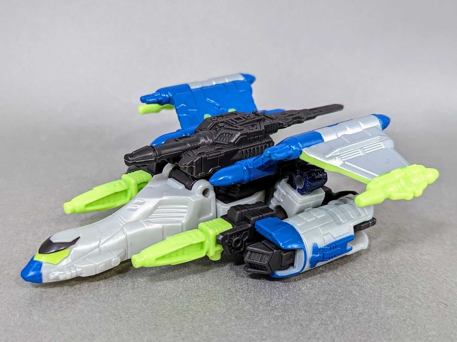 レビュー TF LEGACY UNITED エネルゴンユニバース メガトロン
