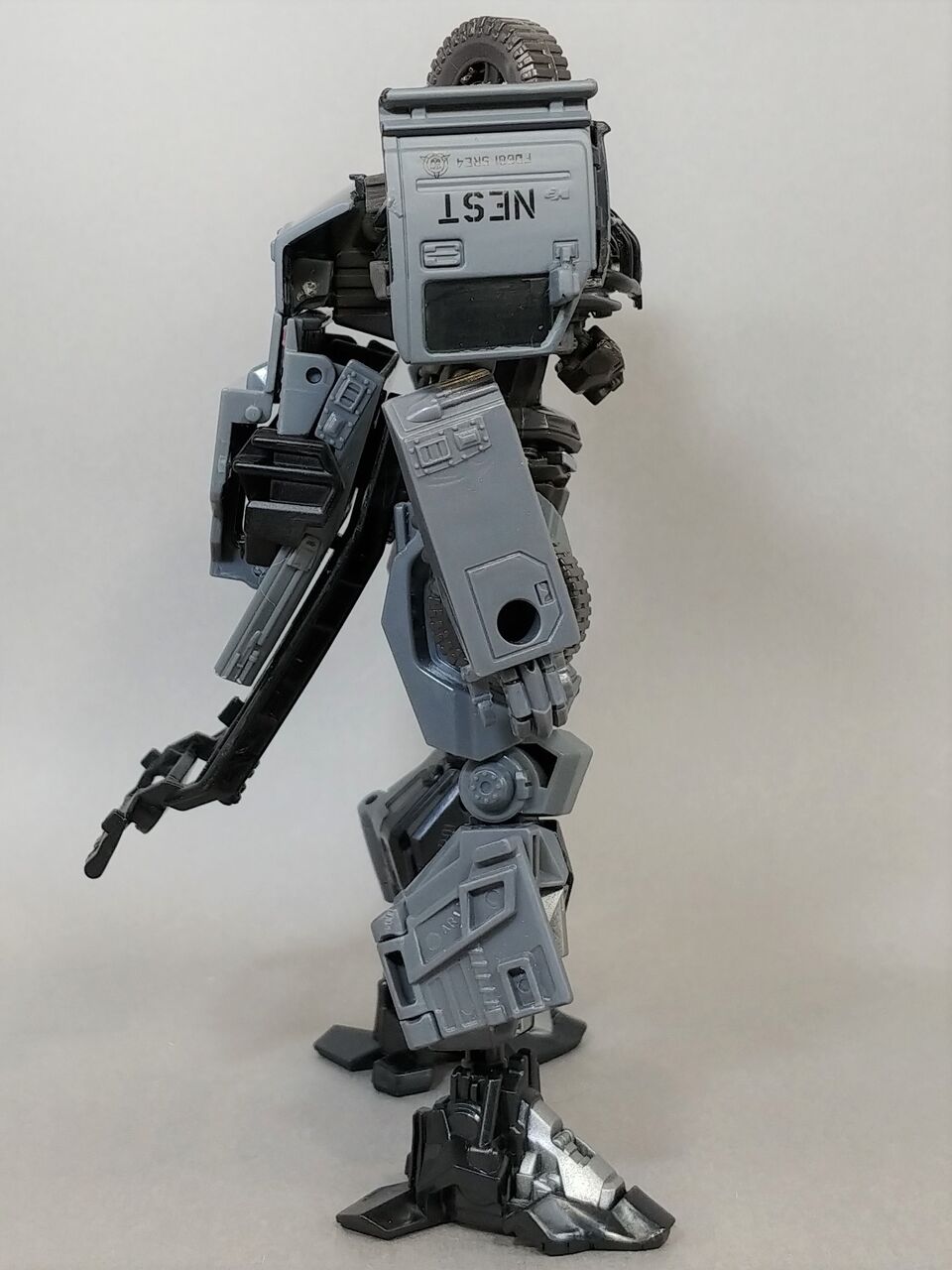 レビュー TF BUZZWORTHY BUMBLEBEE N.E.S.T. オートボット ラチェット