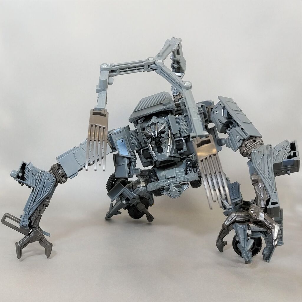 レビュー TF BUZZWORTHY BUMBLEBEE N.E.S.T. ボーンクラッシャー