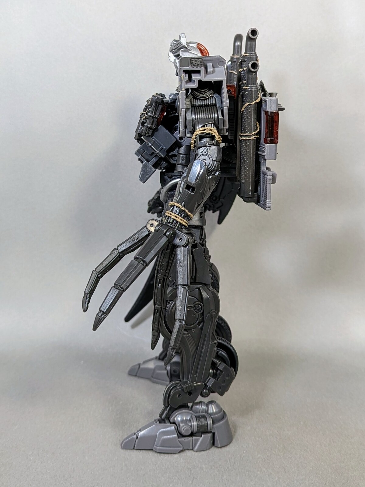 レビュー：TFスタジオシリーズ（海外版） スカージ | 超偏見超