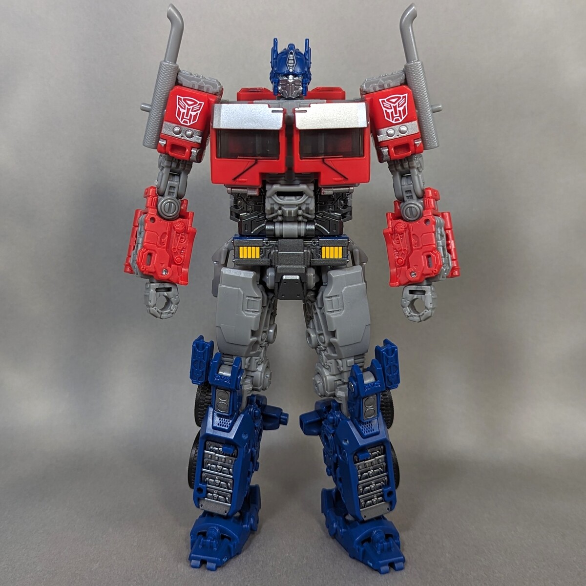 レビュー TF BUZZWORTHY BUMBLEBEE オプティマス・プライム(ROTB レビュー TF BUZZWORTHY BUMBLEBEE オプティマス・プライム(ROTB