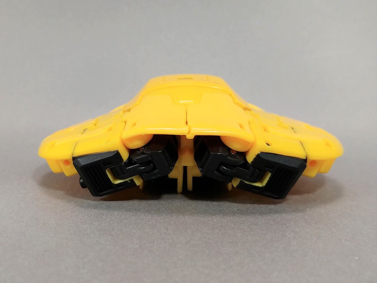 レビュー TF BUZZWORTHY BUMBLEBEE オリジンバンブルビー : ふじの生態 