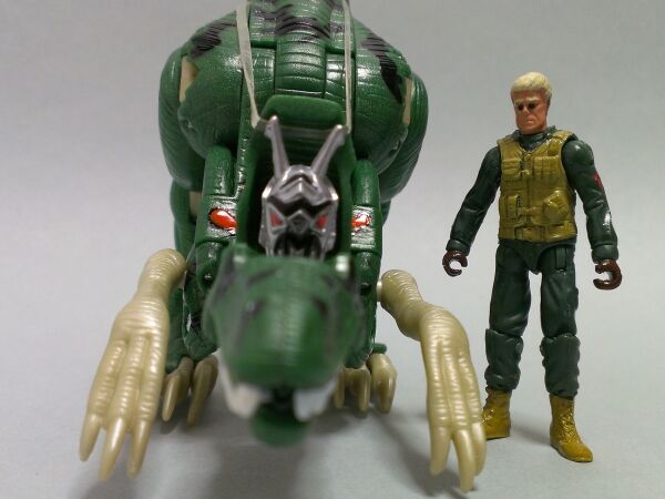 レビュー TF ミュータントビーストウォーズ レイザークロー レビュー TF ミュータントビーストウォーズ レイザークロー