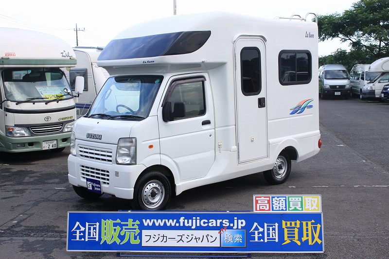 新車いいのありましたか の巻 フジカーズジャパン キャンピングカー入庫ブログ