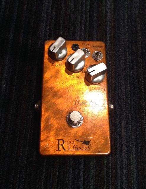 新進気鋭の日本製エフェクターブランド、Ruza Effectsの「Danky