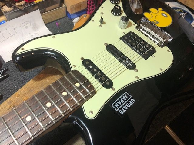 改造ストラト アストロノーツギターズ on X: 