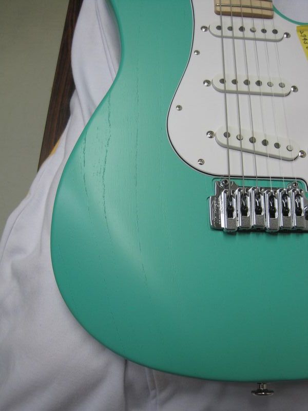 フジゲン KNST-10 極薄ウレタン塗装