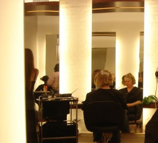 Fujikoちゃん ニューヨークから日本へ 行き着けヘアサロン紹介 Arte Salon