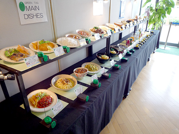 横浜みなとみらいの中心でお安く穴場なランチを頂く その2 日々睡眠不足