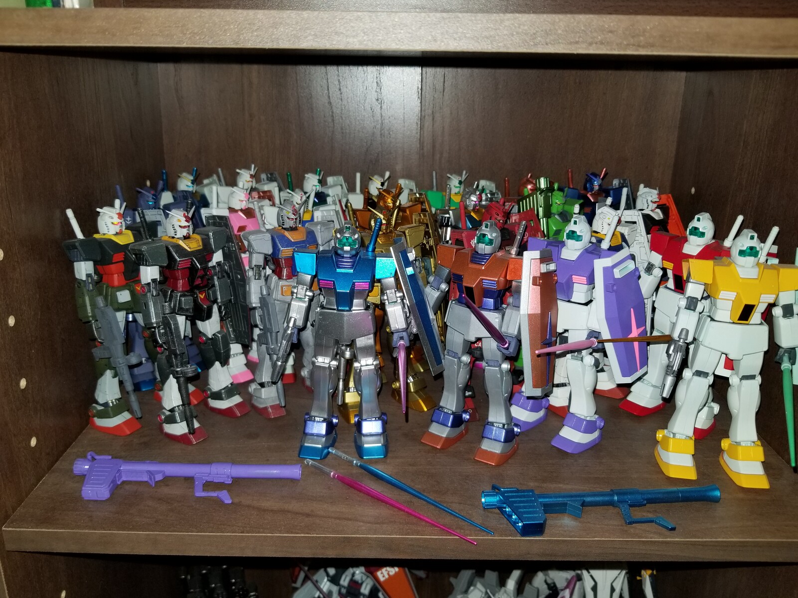 ガンプラを飾る 夢の超特急 趣味と旅と色々と