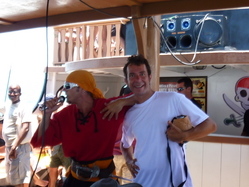 陽気なアテンド9