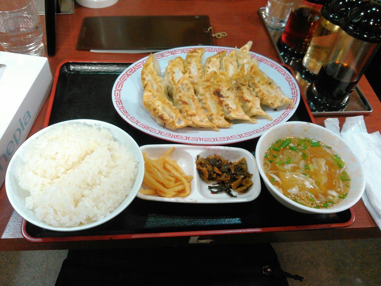 宇都宮餃子館の餃子定食 ふじんのブログうまいもん編