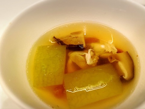 E5553AE9-7904-420A-BB36-E2E9F18B2D73