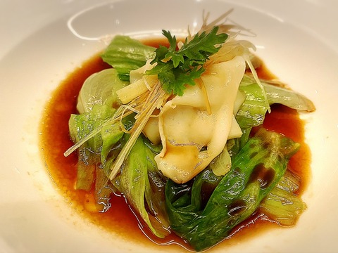 6F0E905E-9405-46A3-AA81-1A723BDA801B