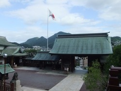 ���ģ����Ȭ����⁻�ݣ���